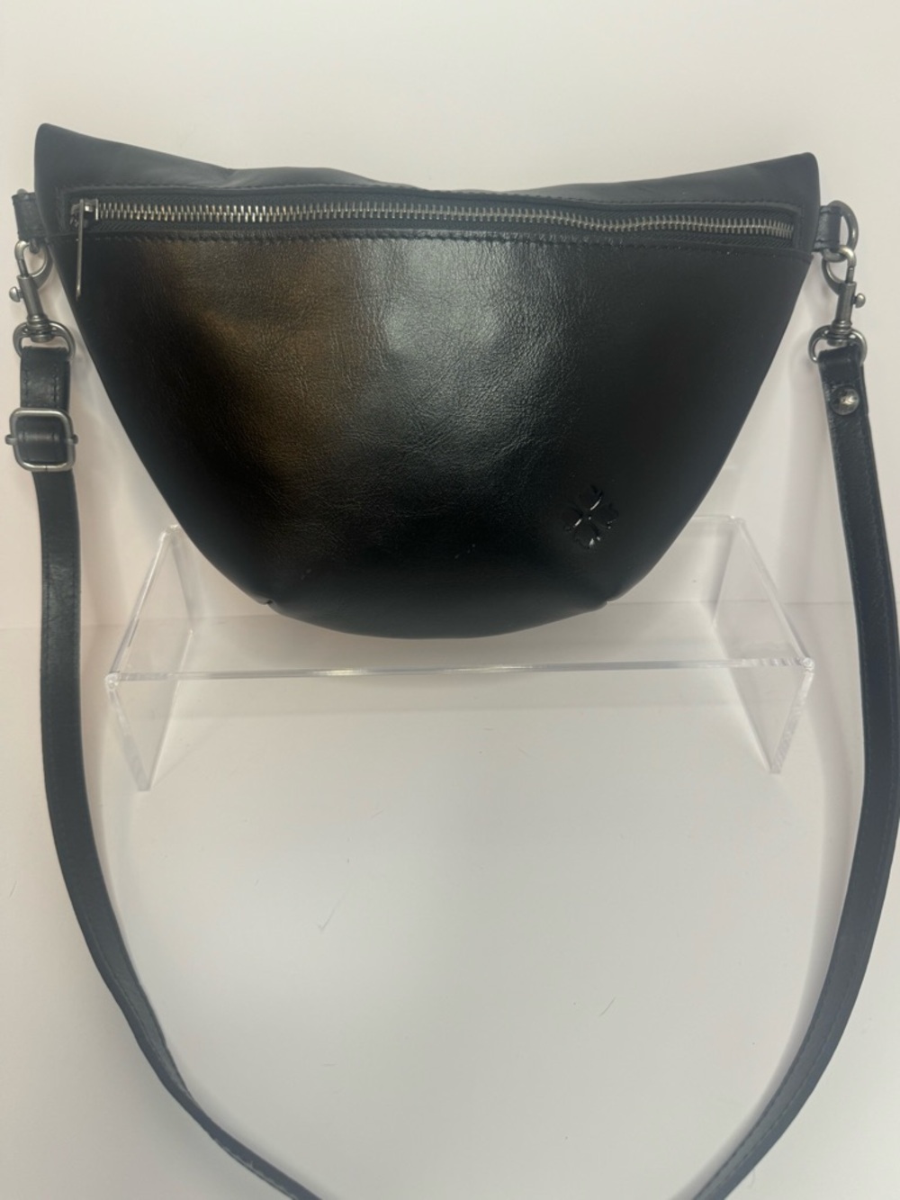 #270 Patricia Nash Heritage Tinchi Black Leather Crossbody Bag Belt Bag